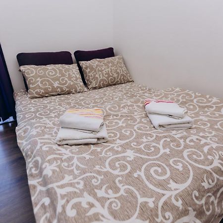 Нові Apartments Біля Жд Вокзалу 이바노프란키우스크 외부 사진