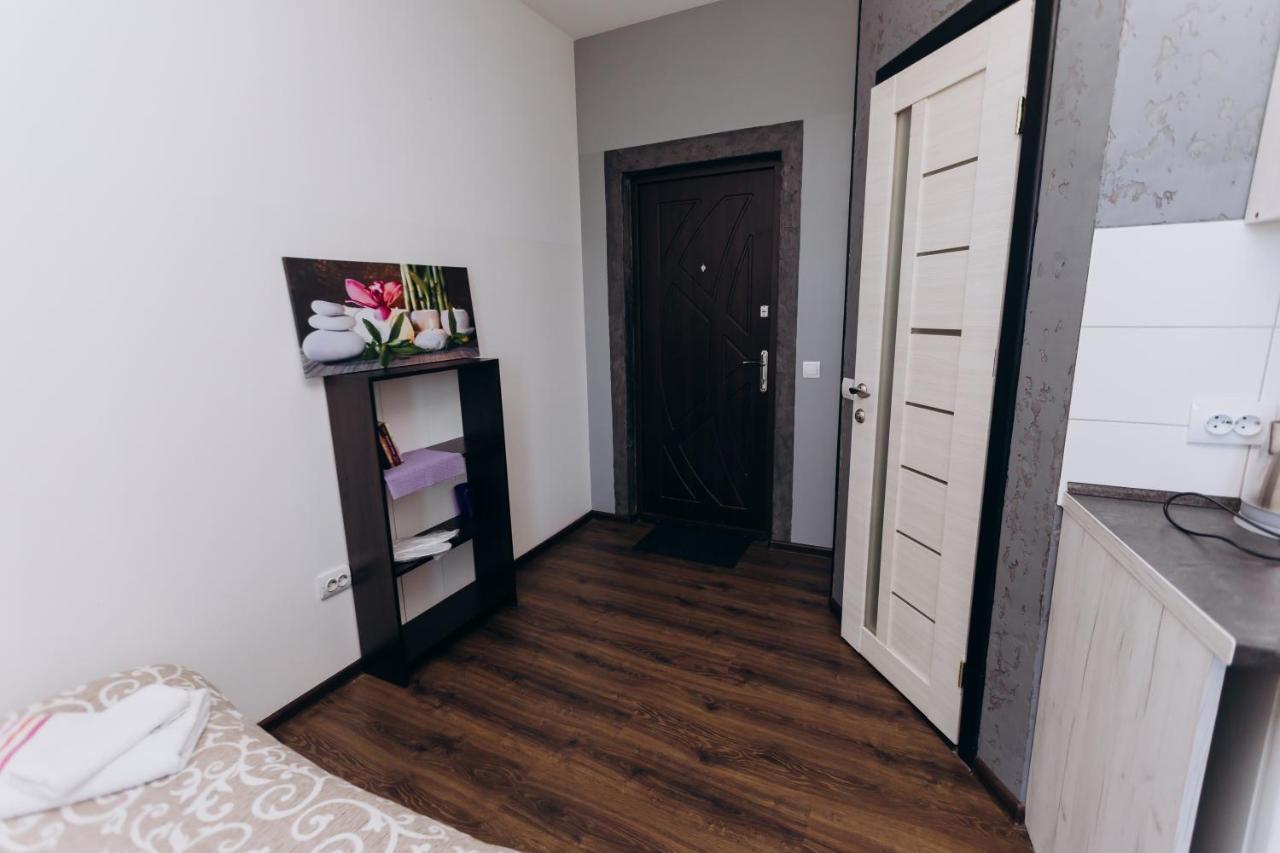 Нові Apartments Біля Жд Вокзалу 이바노프란키우스크 외부 사진